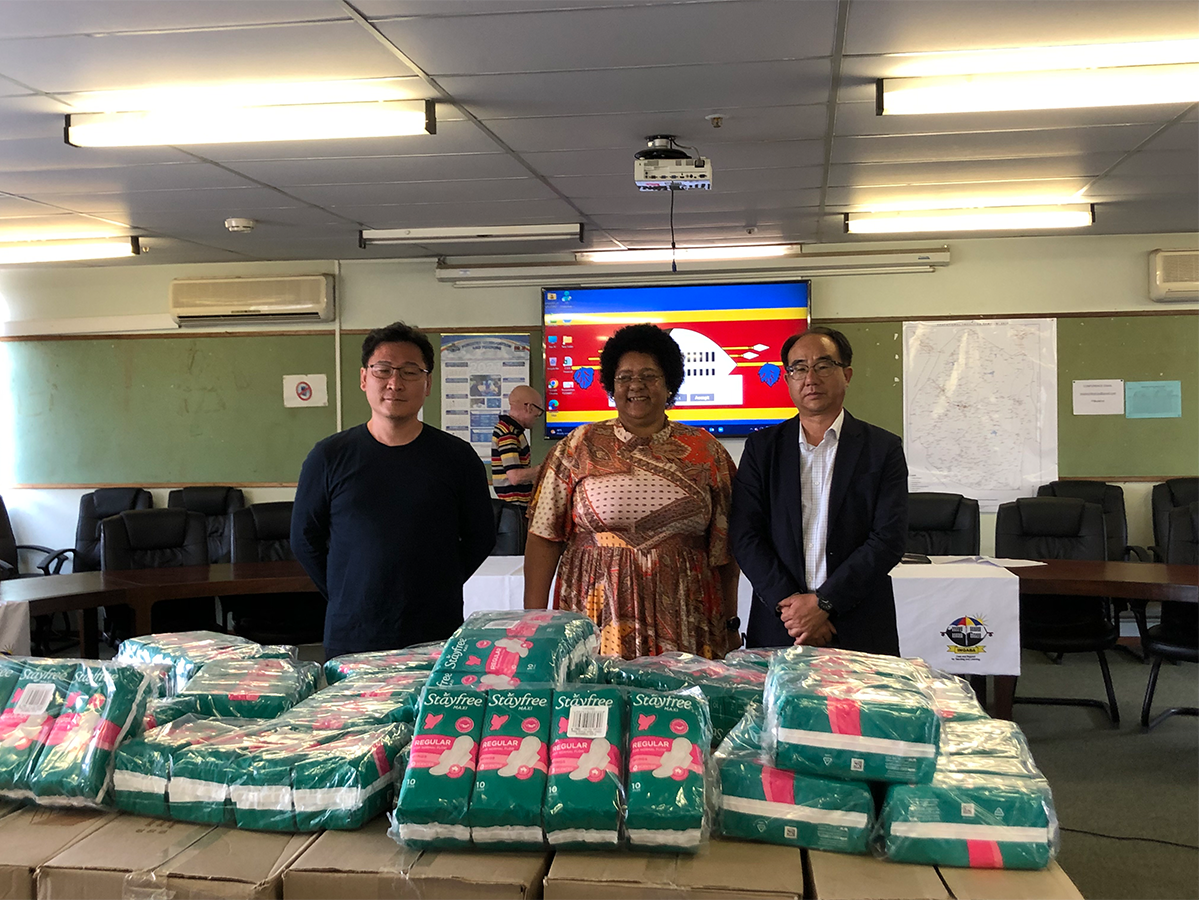 SOUTH KOREAN NGO DONATES SANITARY PADS Eswatini Positive News